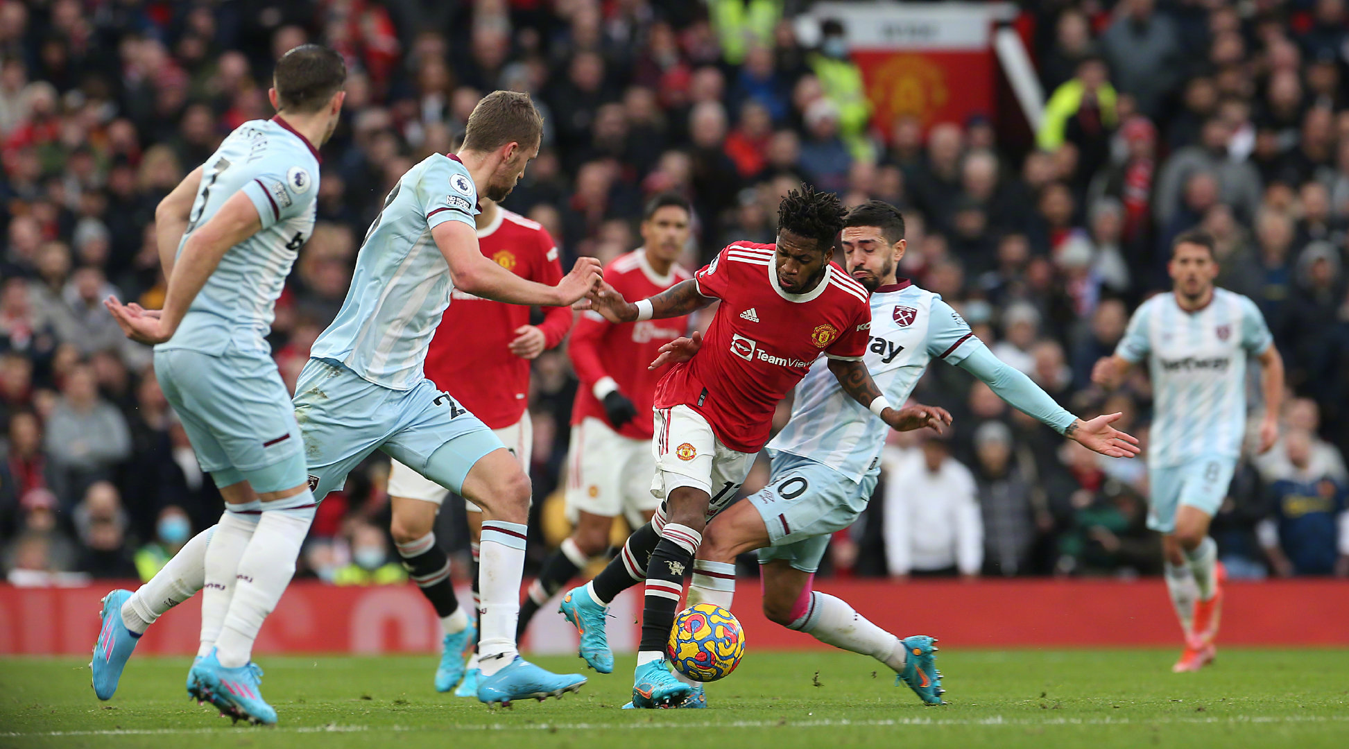 借坚韧的防 借坚韧的防